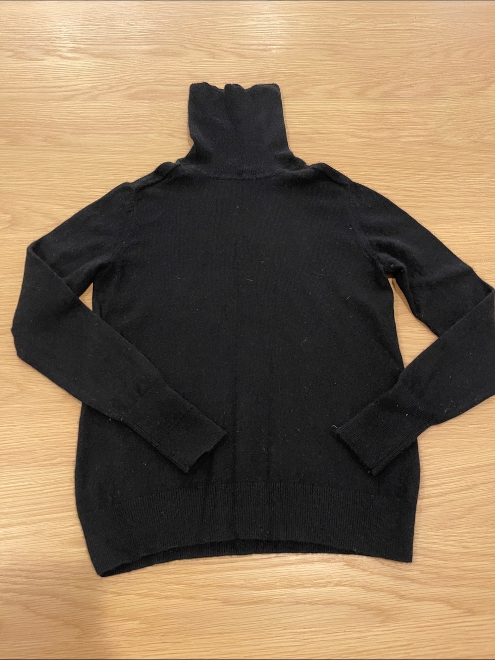 Everlane Black Cashmere-Blend Turtleneck Sweater